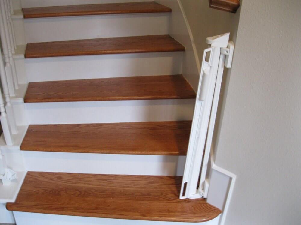Best & Safest Baby Gates for Stairs and Banisters in ...